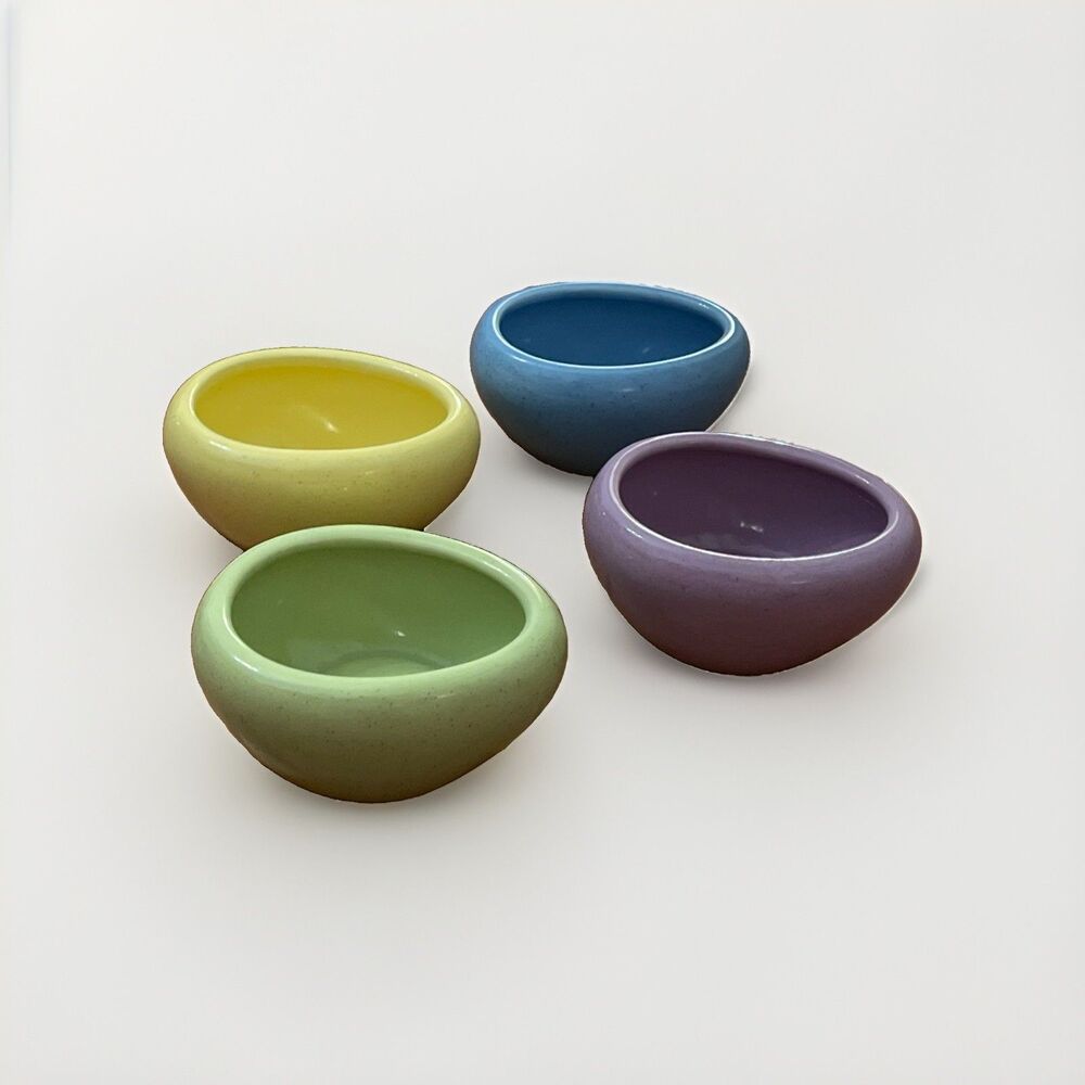 Williams Sonoma Easter Egg Shaped Pastel Ramekins Bowls Set of 4 Coddlers